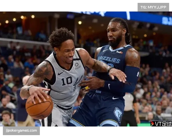 开拓者官方宣布，与防守助教斯科特·布鲁克斯达成一份多年续约协议